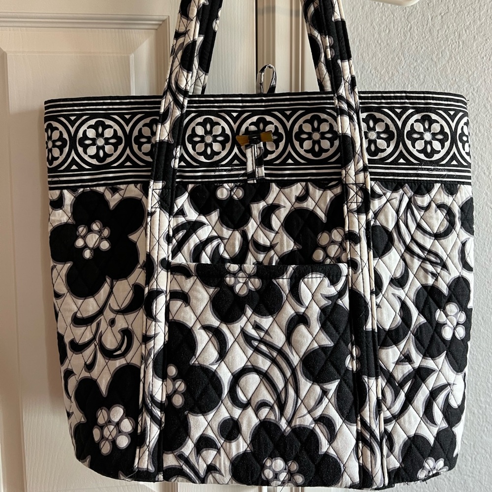 Vera Bradley large Vera tote